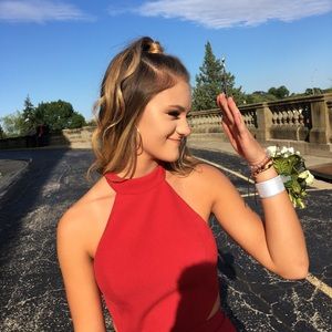 Meet your Posher, Hannah